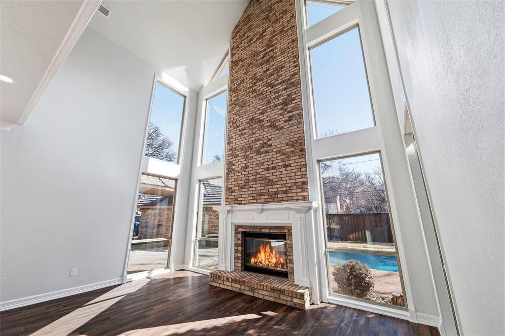 4705 Villa Vera Drive, Arlington, TX 76017