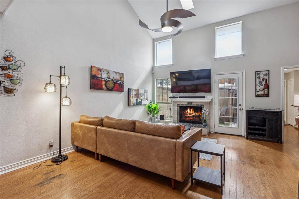 6016 E Mockingbird Lane, Dallas, TX 75206