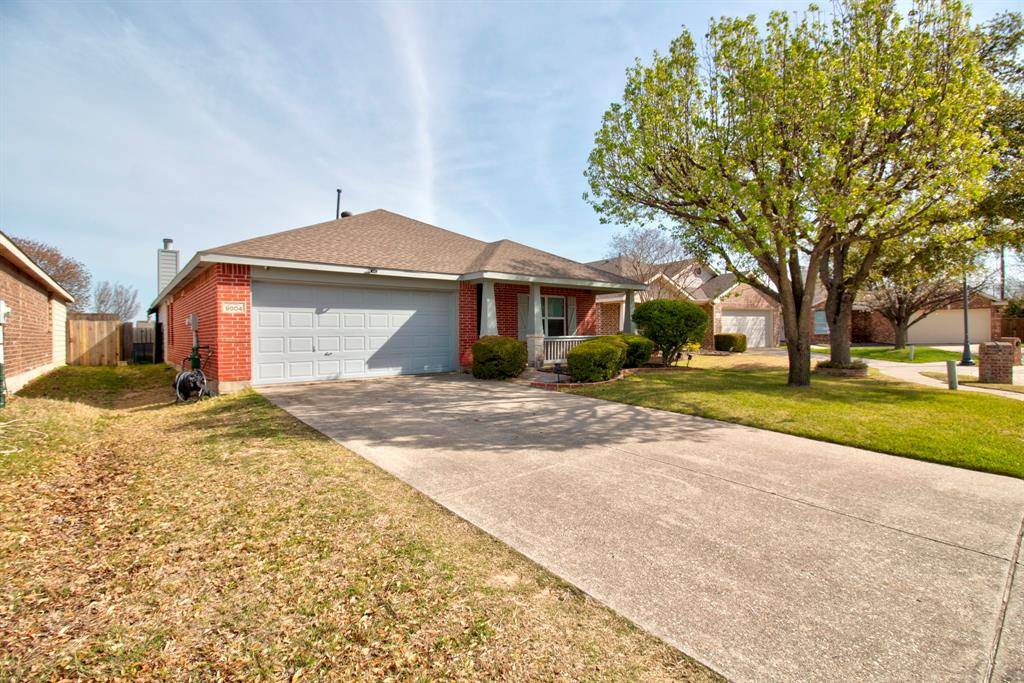 9004 Warren Drive, Mckinney, TX 75071