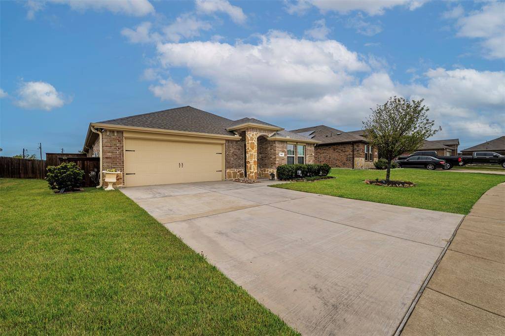 910 Community Way, Royse City, TX 75189
