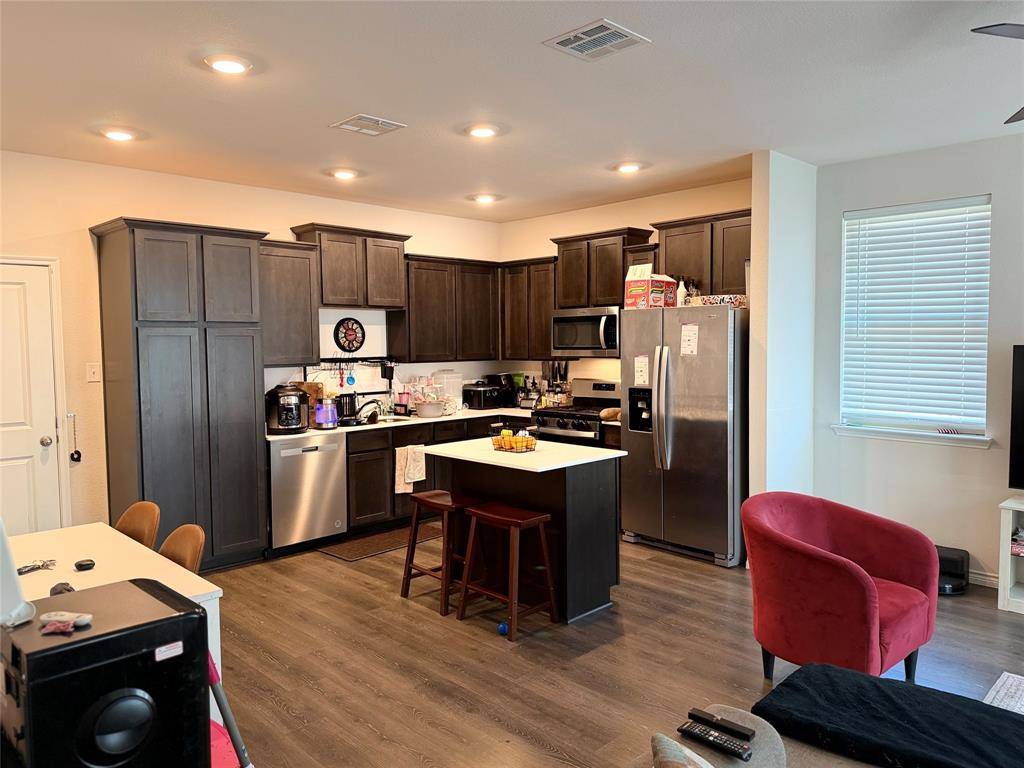 2001 Juniper Pass Way, Mesquite, TX 75149