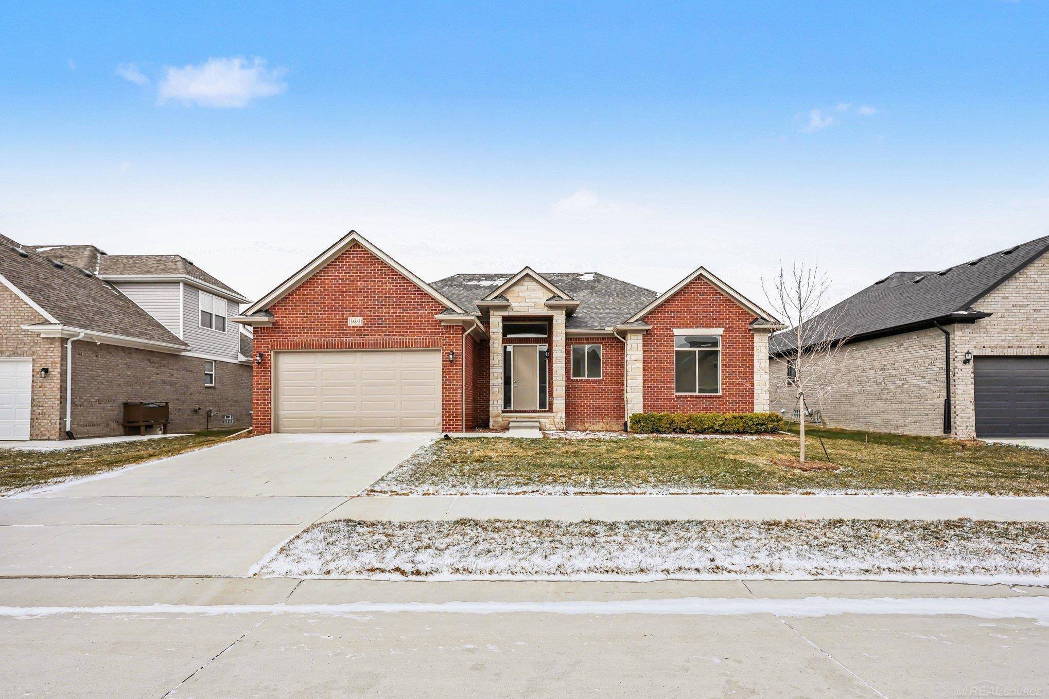 56663 Via Nesso ST, Macomb Twp, MI 48042