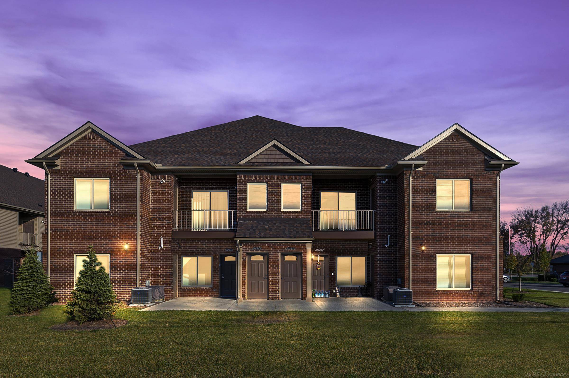 31154 23 Mile RD, Chesterfield Twp, MI 48047