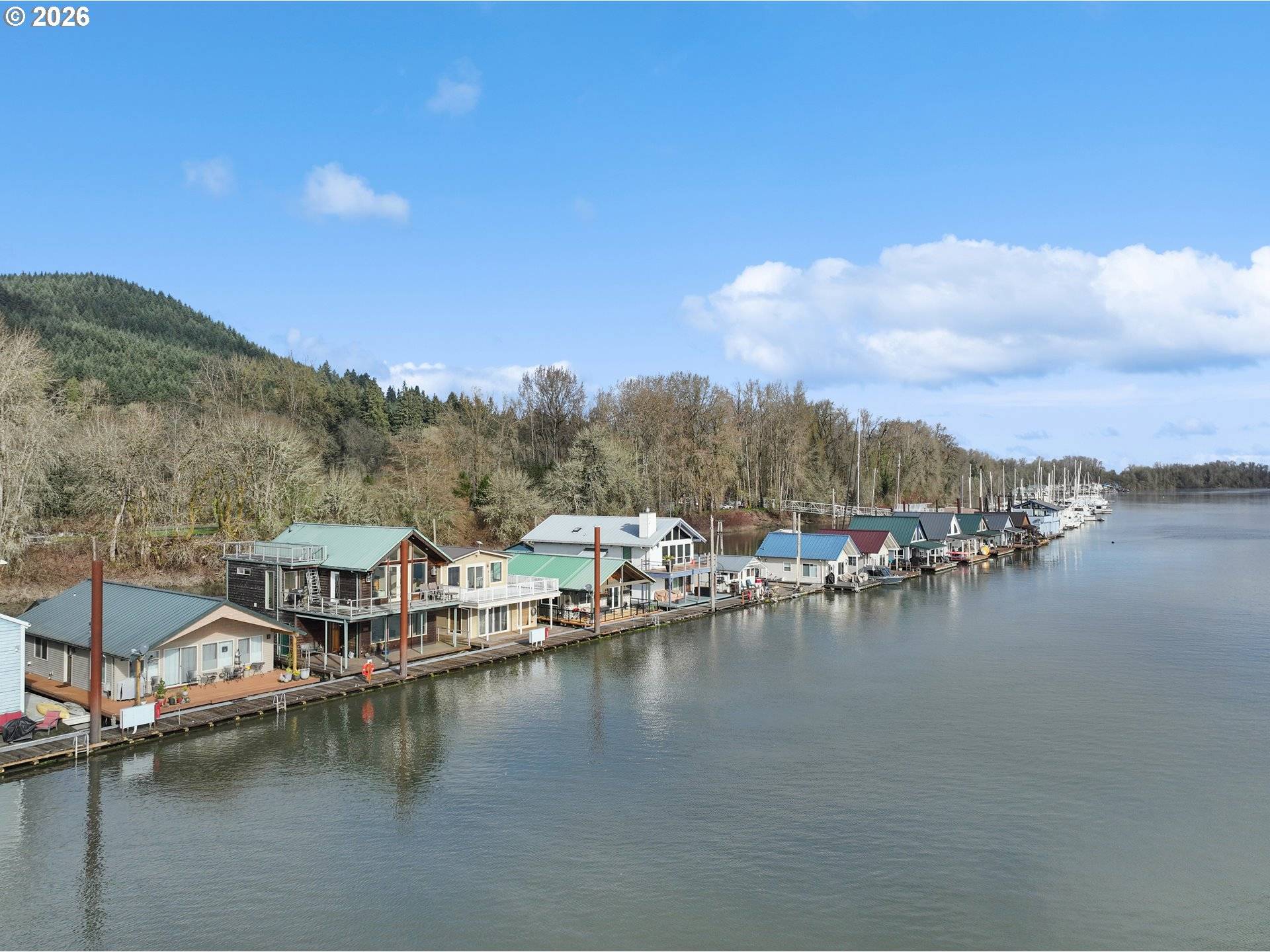 25000 NW Saint Helens RD #5, Portland, OR 97231