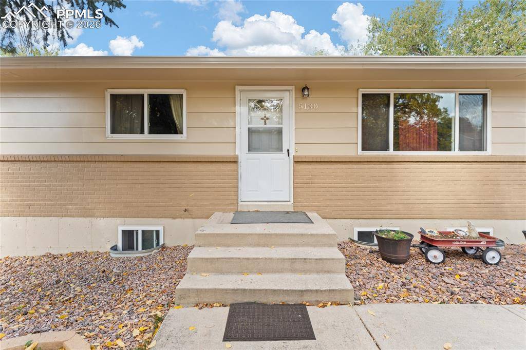 5130 Whimsical DR, Colorado Springs, CO 80917