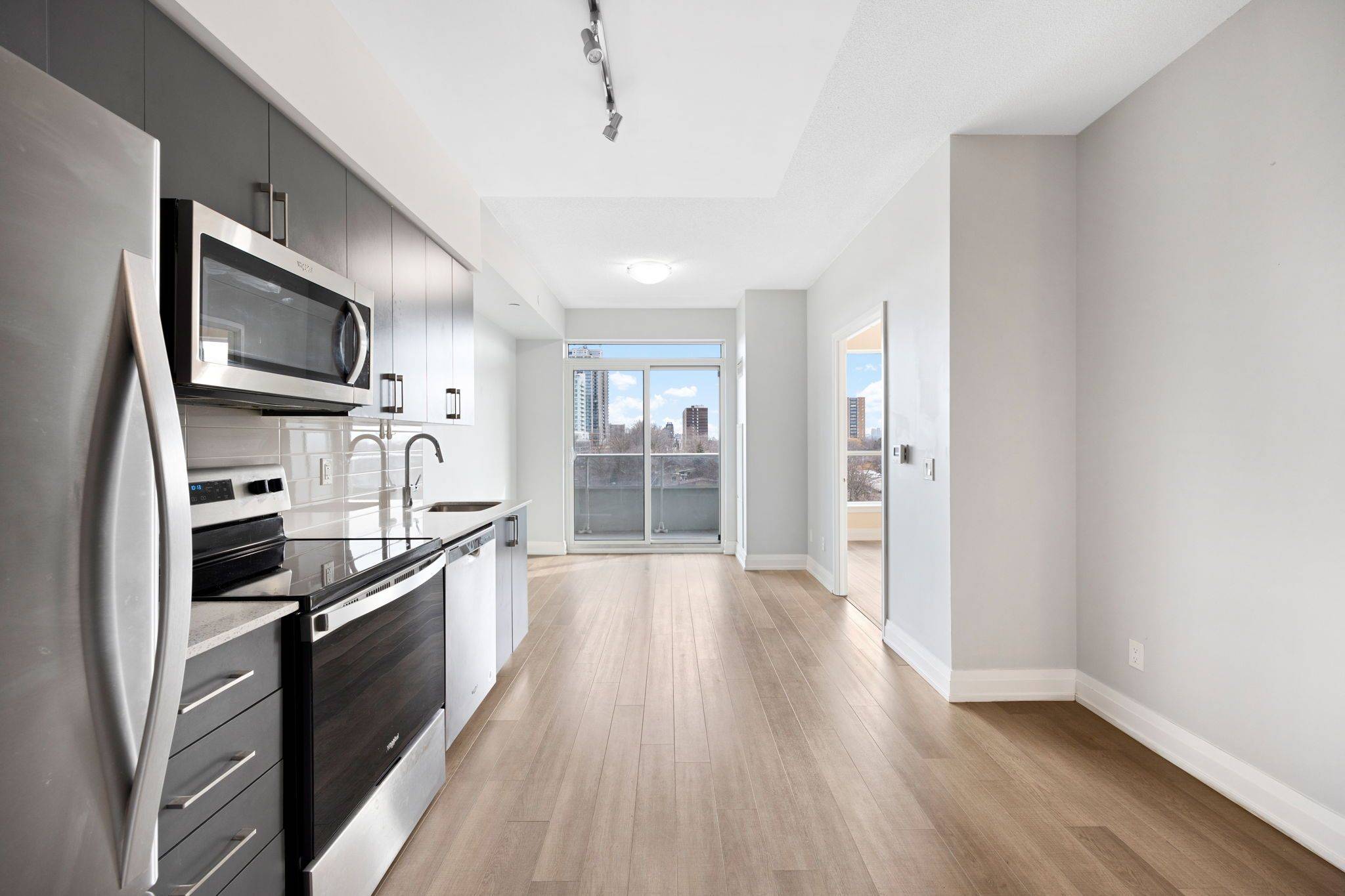 3121 Sheppard AVE E #720, Toronto E05, ON M1T 0B6