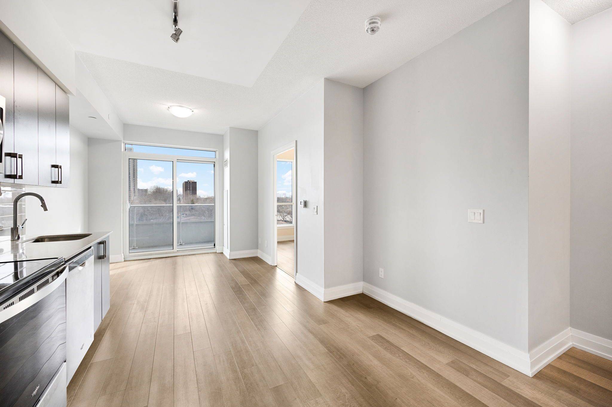 3121 Sheppard AVE E #720, Toronto E05, ON M1T 0B6