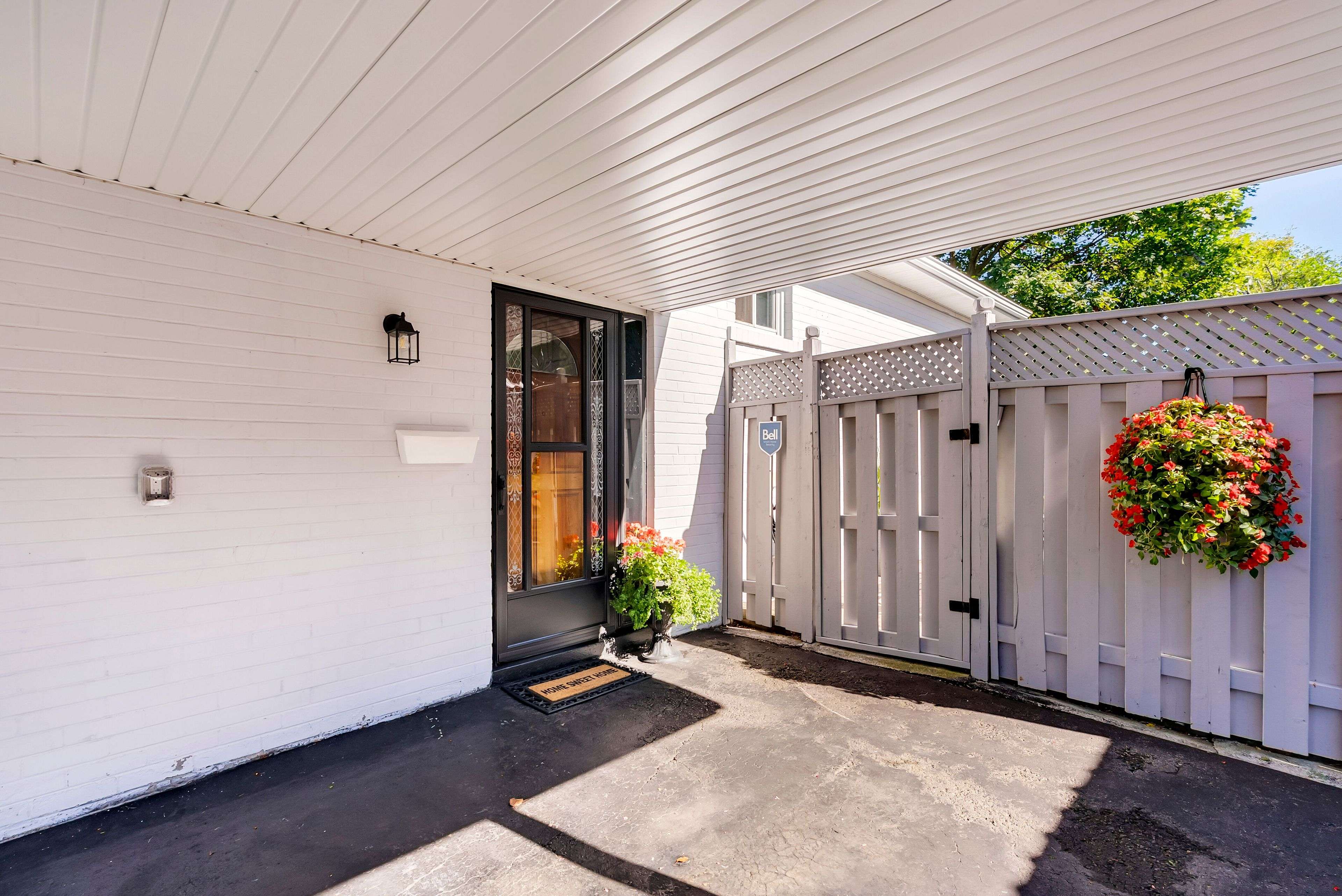 49 Harper RD, Brampton, ON L6W 2W7