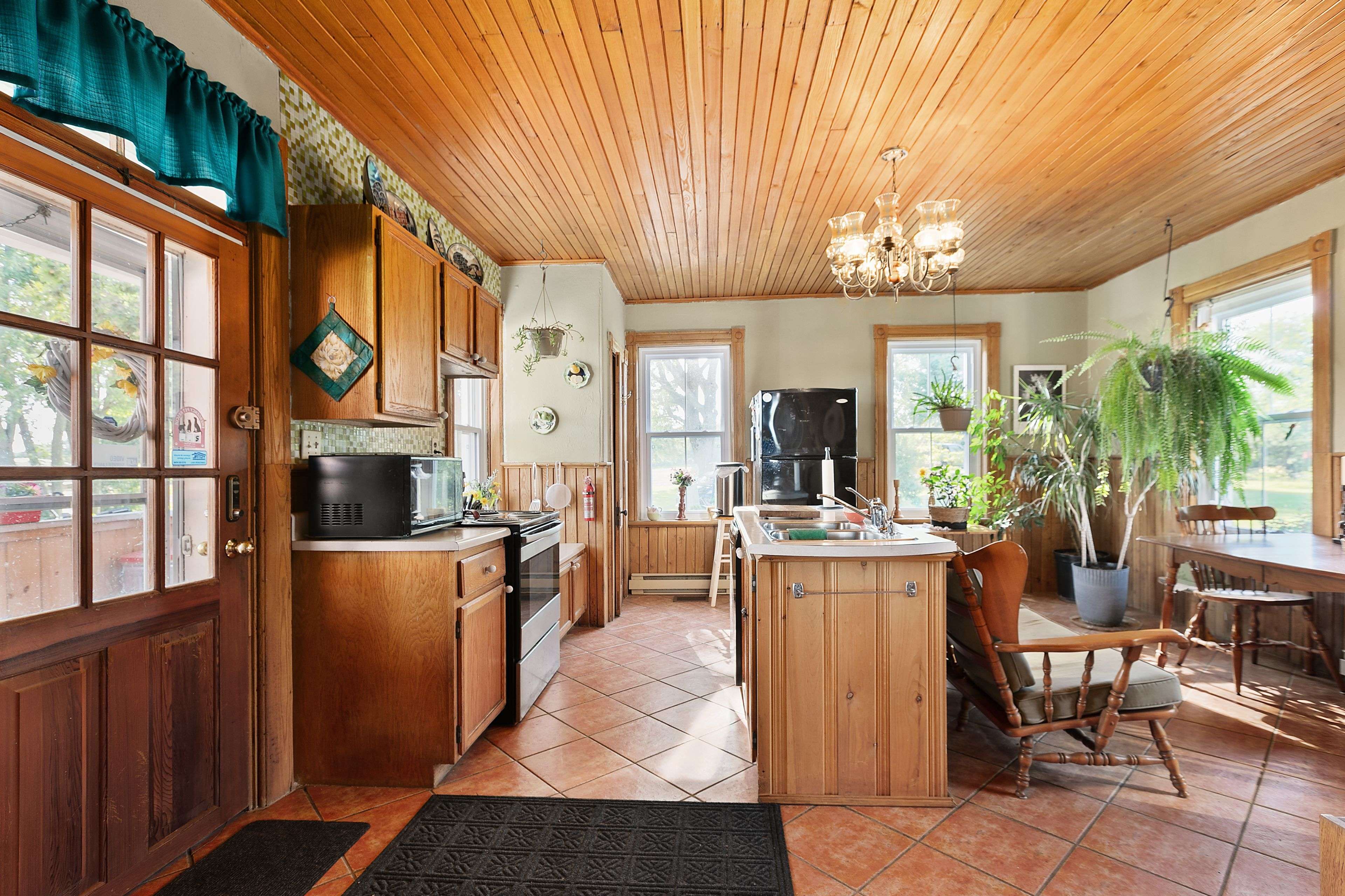 650 CONCESSION 1 RD, Hawkesbury, ON K0B 1B0