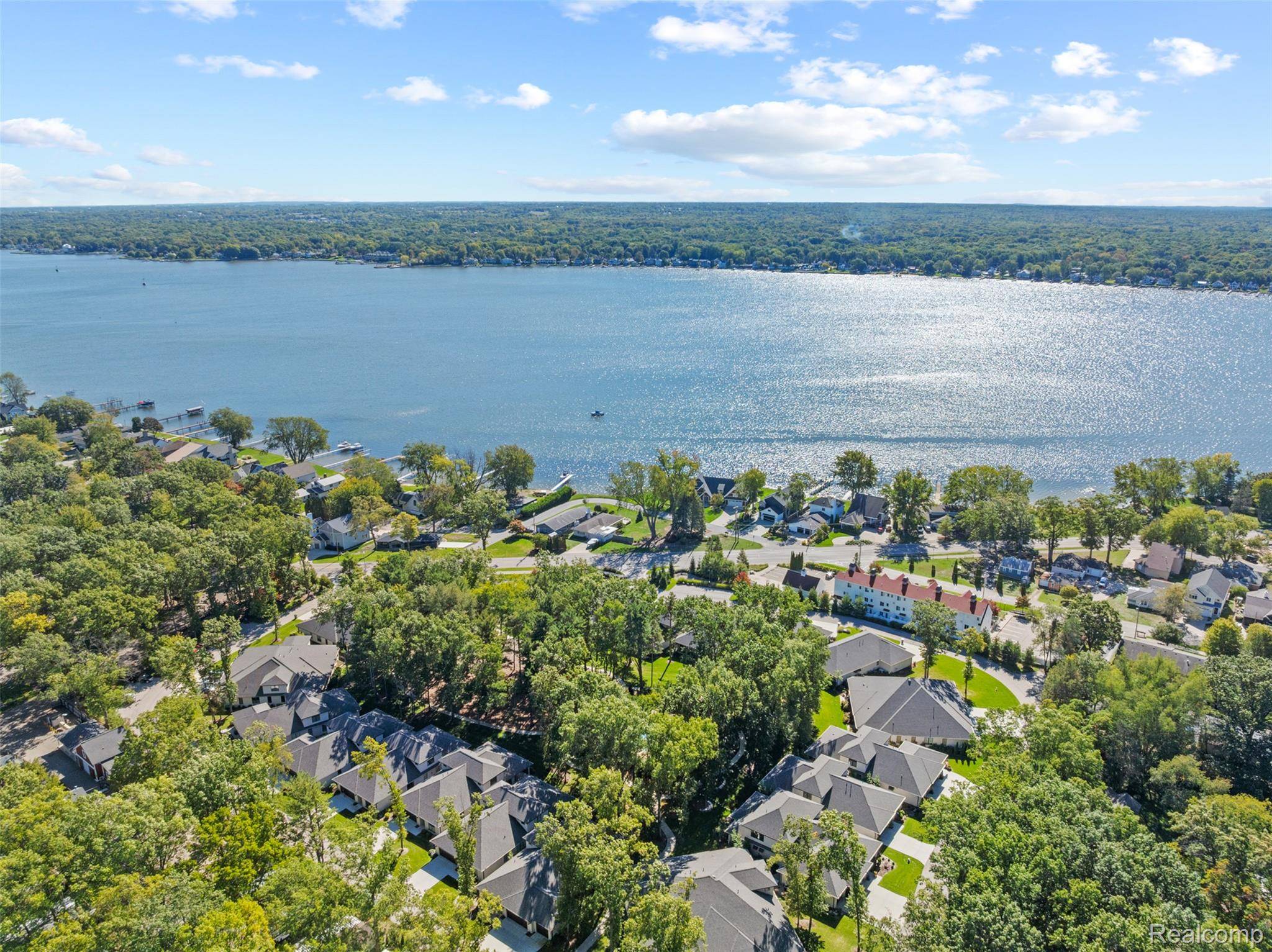 2031 Ottawa Beach RD, Park Township, MI 49424