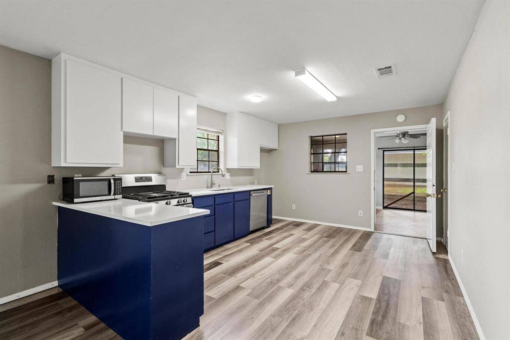 119 Ford Street, Collinsville, TX 76233