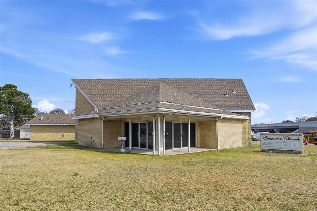 1717 Ariel Drive, Dallas, TX 75232