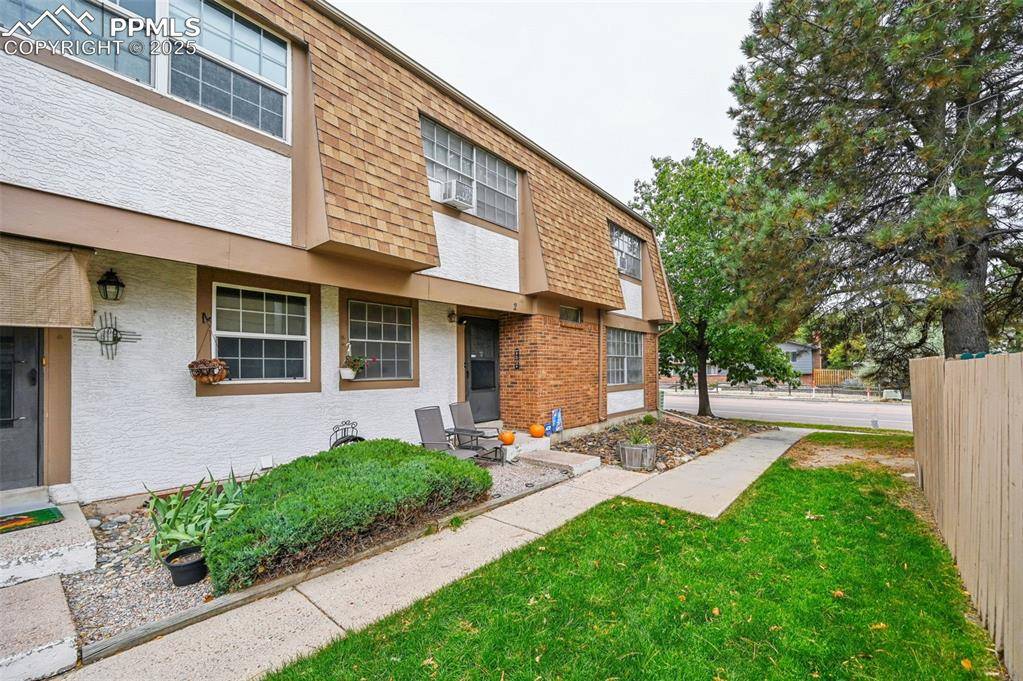 1131 Willow Bend CIR ##2, Colorado Springs, CO 80918