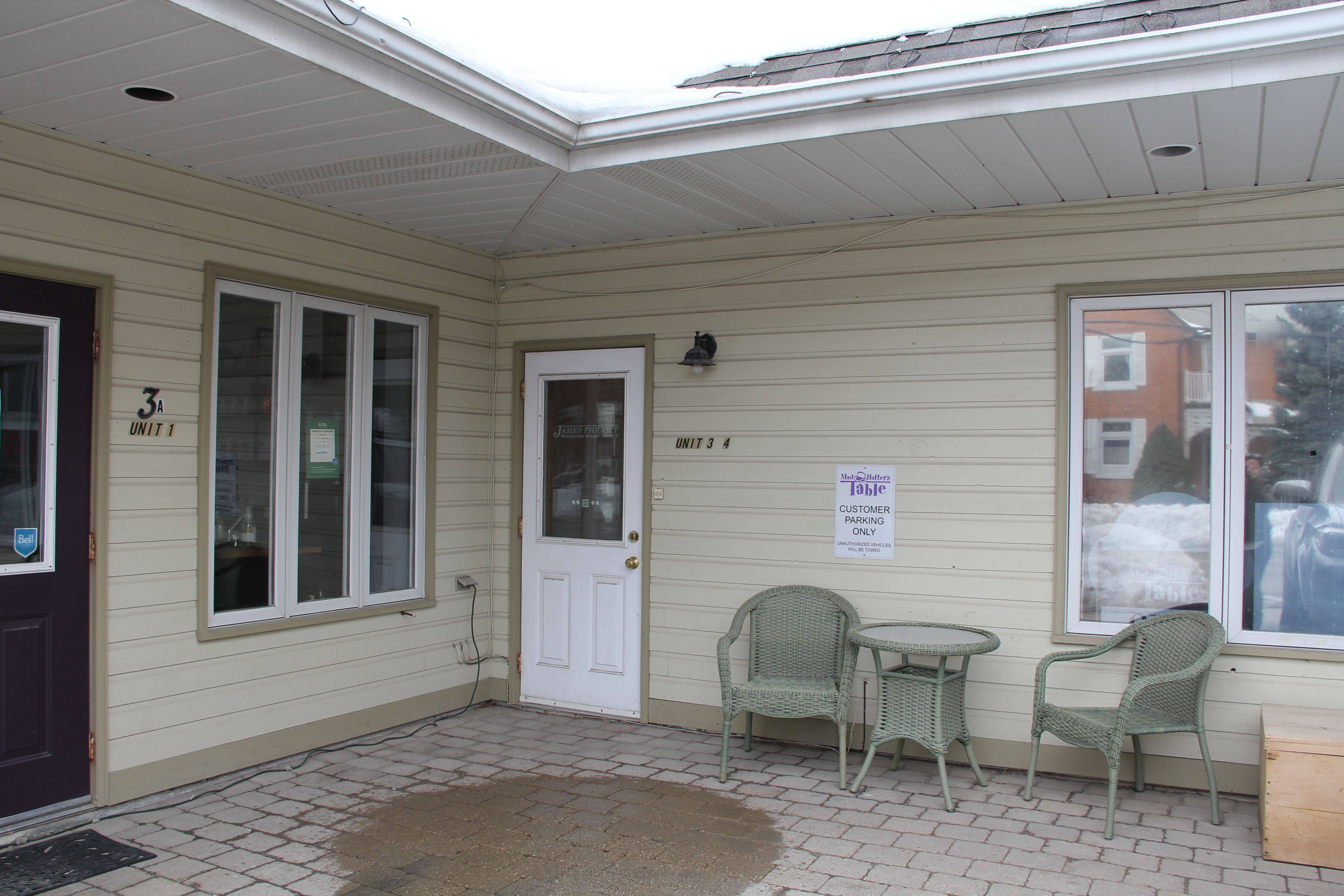 3A King ST S, Innisfil, ON L0L 1L0