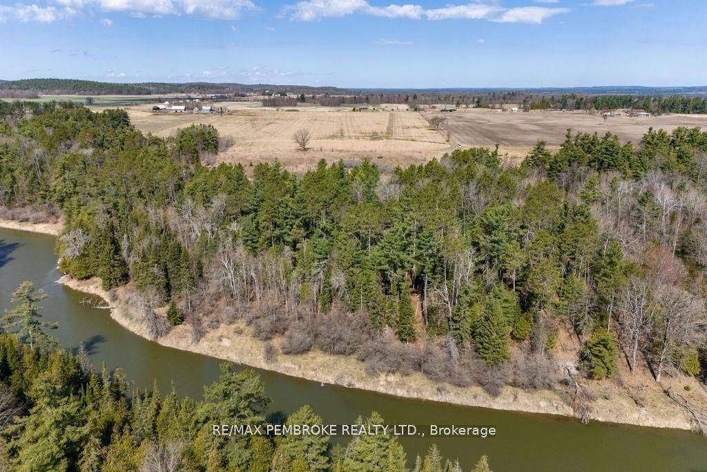 000 HUMPHRIES RD, Horton, ON K7V 3Z8