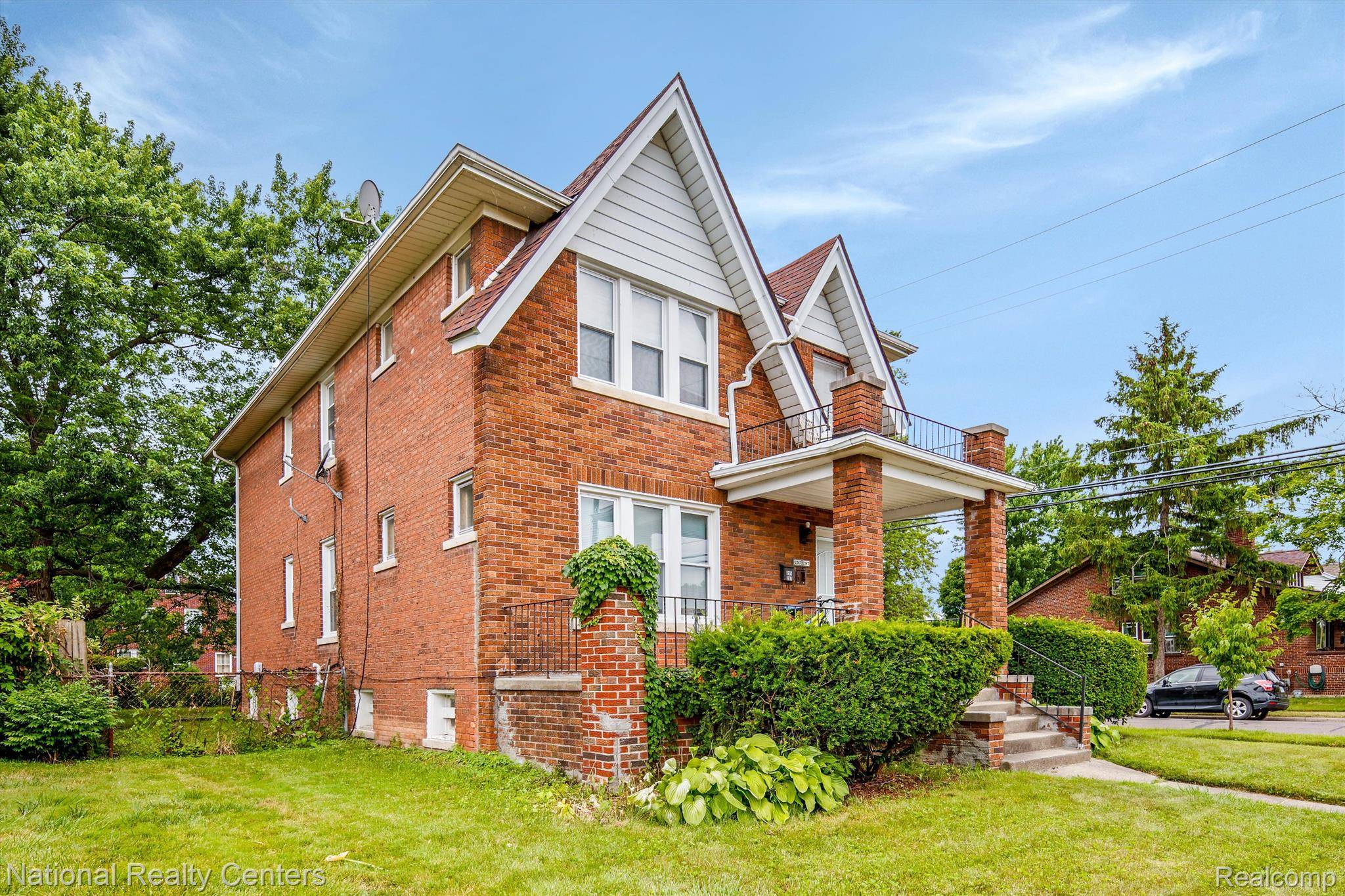 295 Eastlawn ST, Detroit, MI 48215