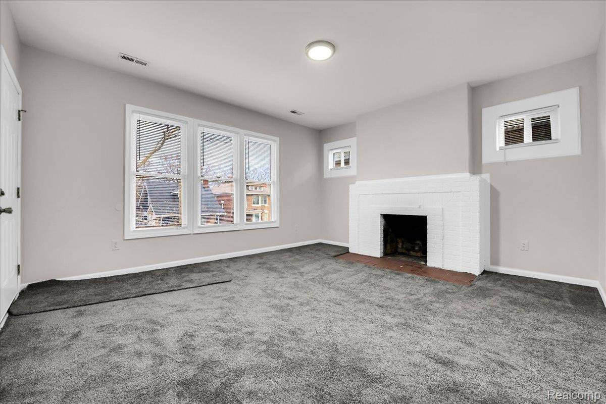 3304 Clairmount ST, Detroit, MI 48206