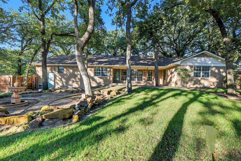 924 Ridgecrest Circle, Denton, TX 76205