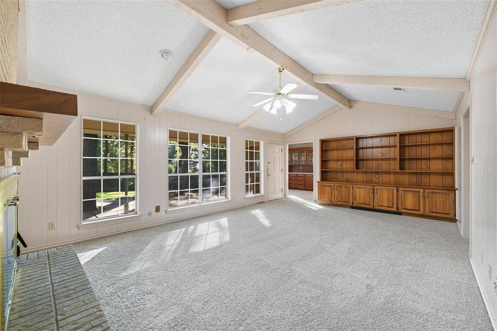 924 Ridgecrest Circle, Denton, TX 76205