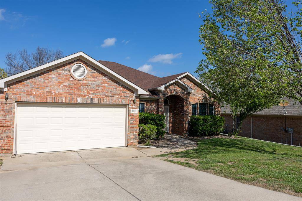 2222 Creek Side Drive, Weatherford, TX 76087