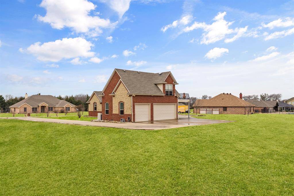 341 Pecan Court, Nevada, TX 75173