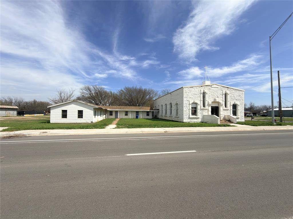 600 N Breckenridge Avenue, Breckenridge, TX 76424