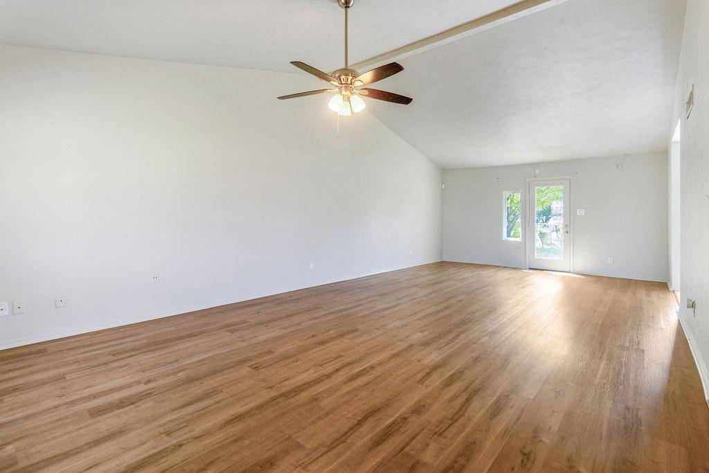 452 Matterhorn Street, Cedar Hill, TX 75104