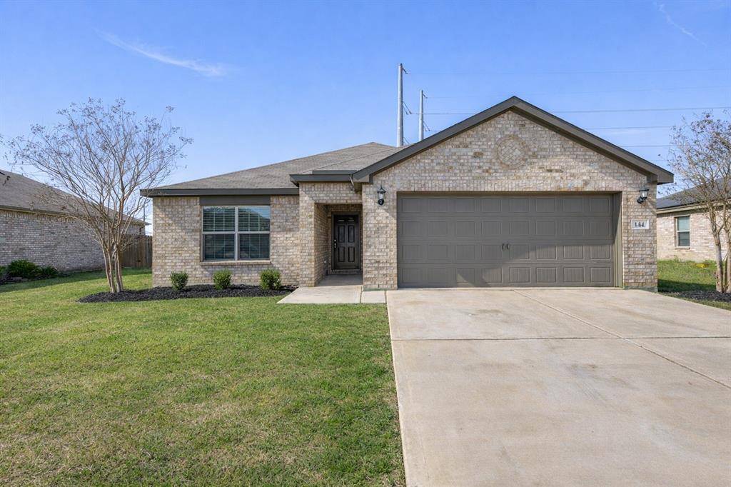 144 Barbwire Way, Newark, TX 76071