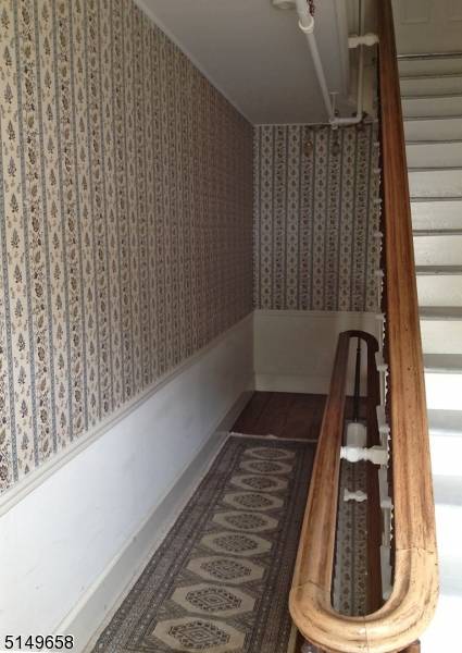 117 Main St #5, Andover Boro, NJ 07821