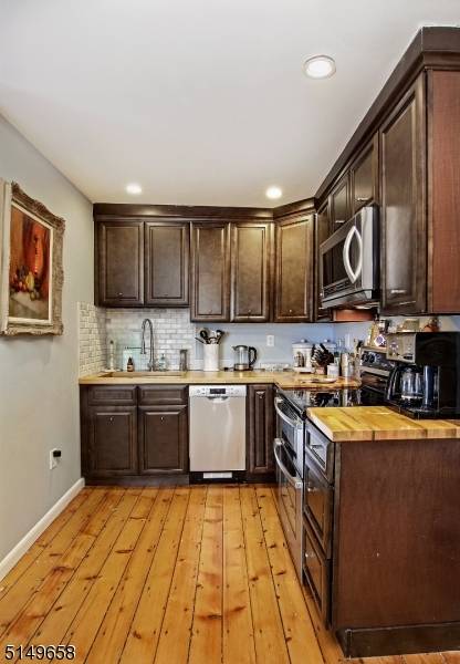 117 Main St #5, Andover Boro, NJ 07821