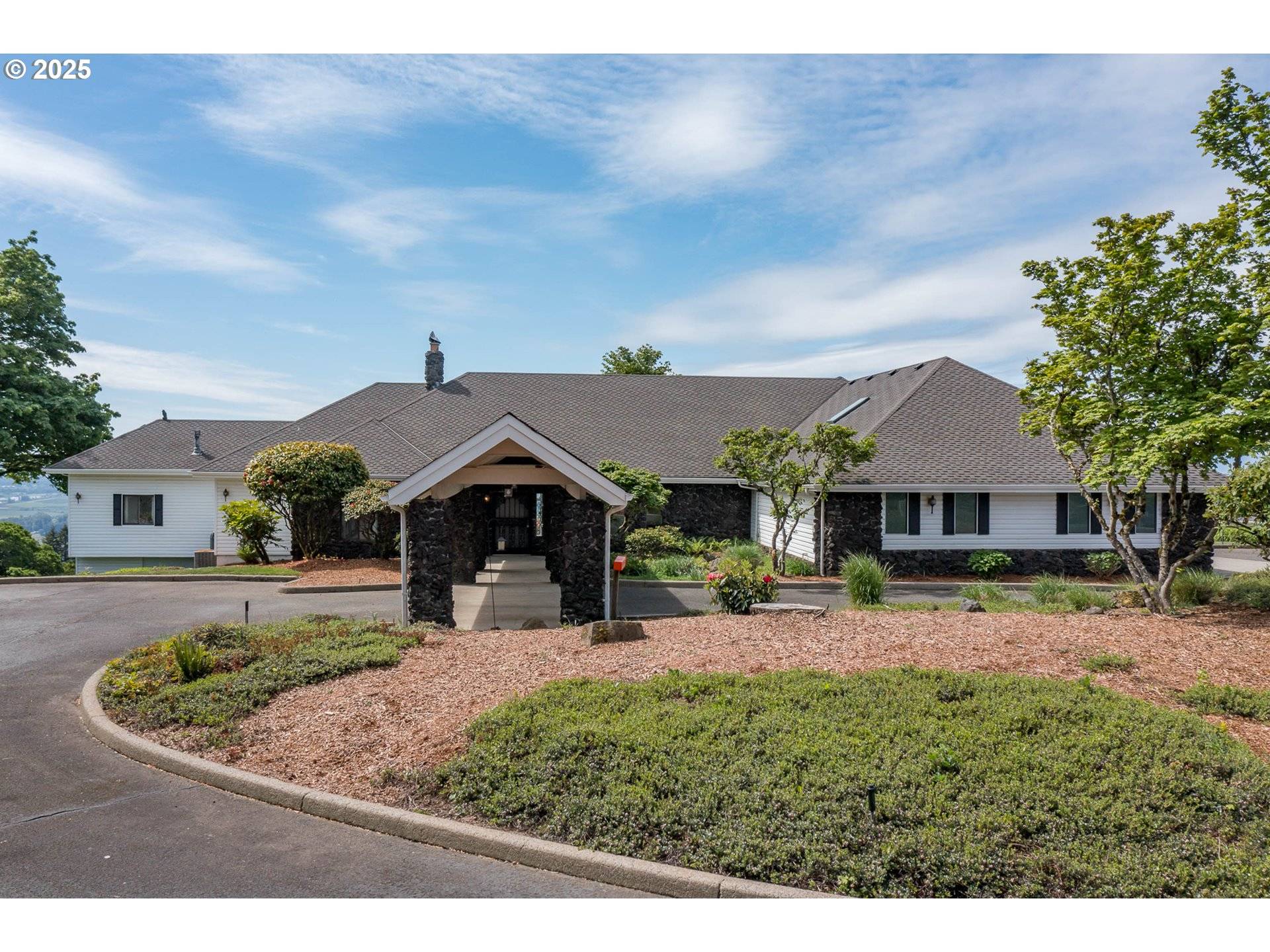 3794 E NANITCH CIR, Salem, OR 97306