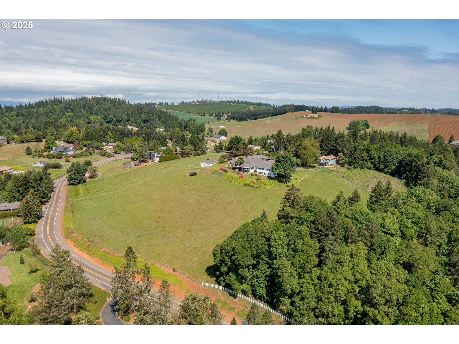 3794 E NANITCH CIR, Salem, OR 97306