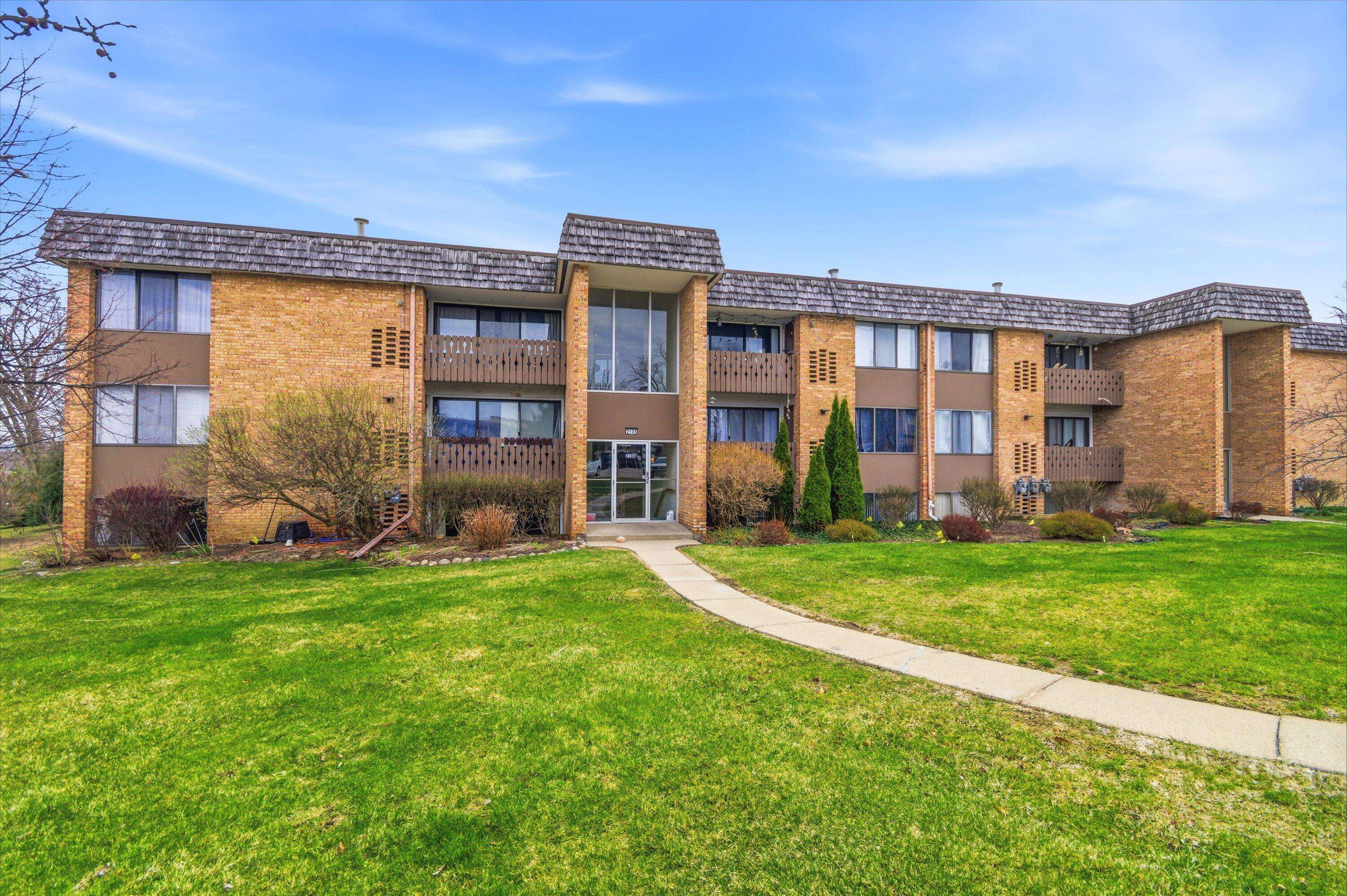 2106 Pauline BLVD #201, Ann Arbor, MI 48103
