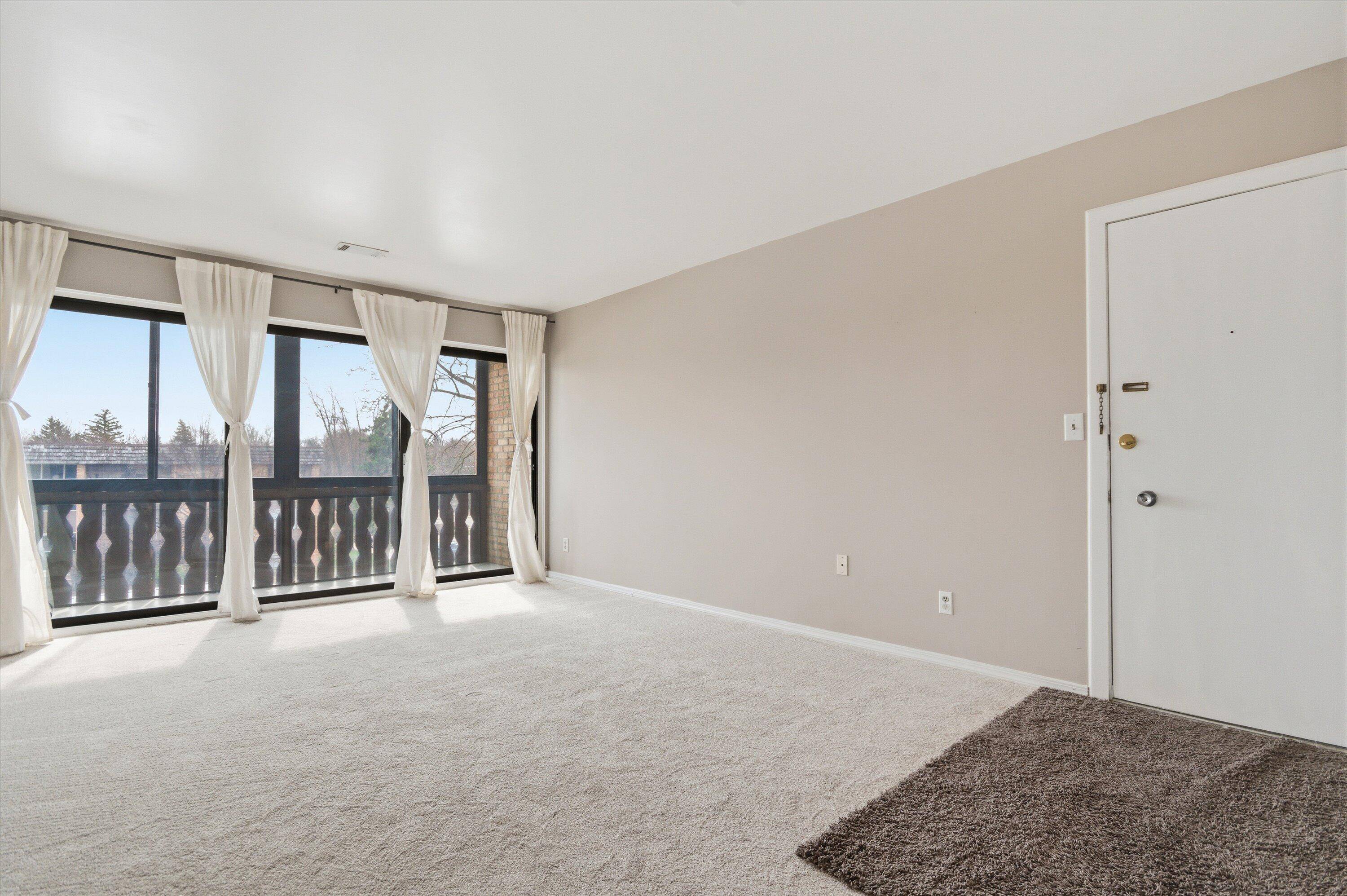 2106 Pauline BLVD #201, Ann Arbor, MI 48103