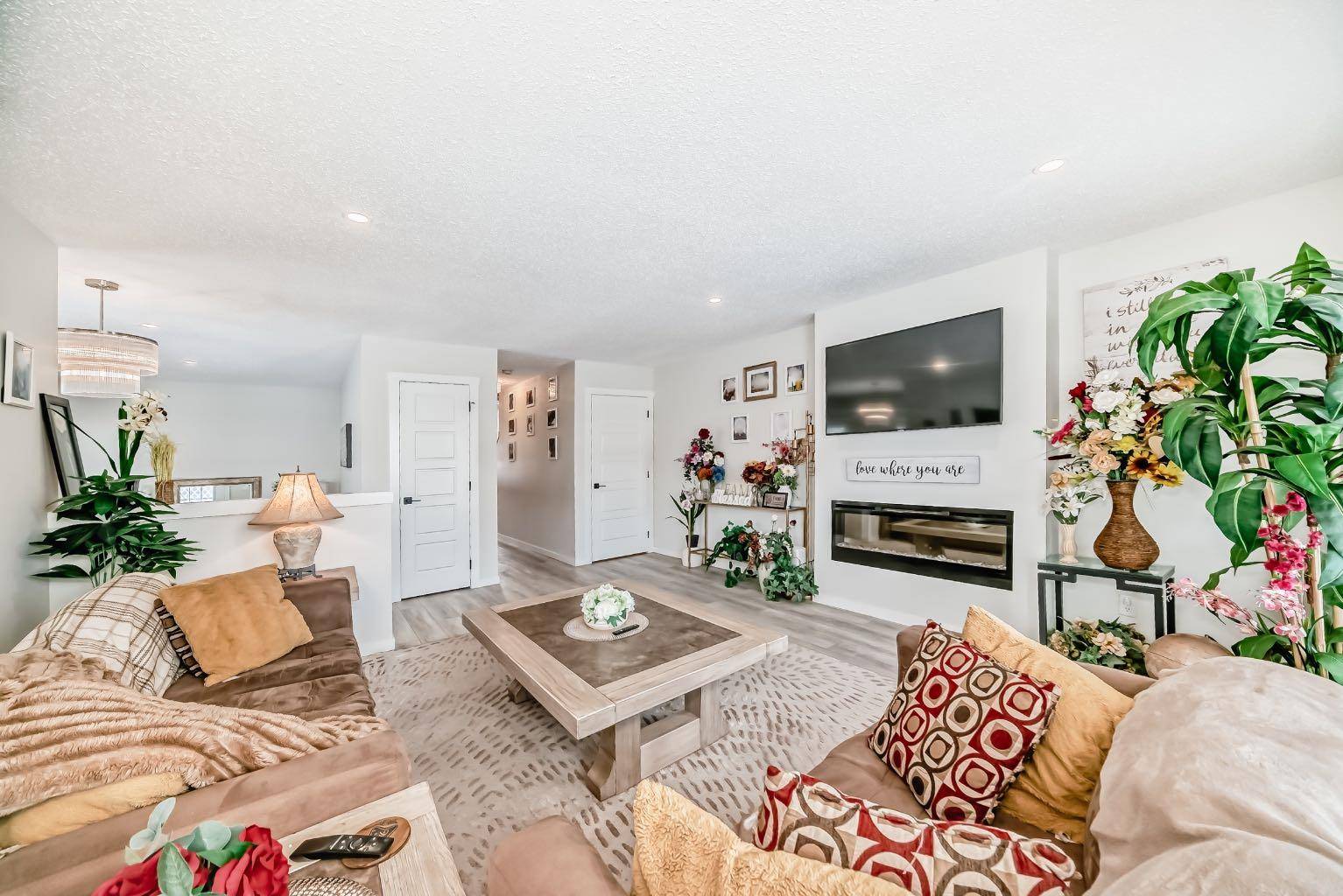 158 Chinook Gate BLVD SW, Airdrie, AB t4b 4v3