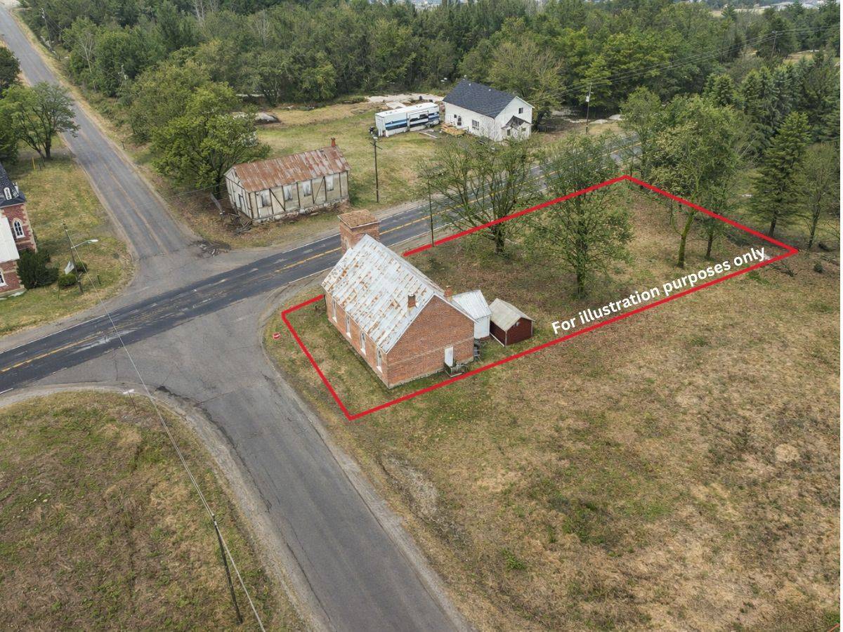 8912 County Rd 12 RD, Adjala-tosorontio, ON L0M 1M0