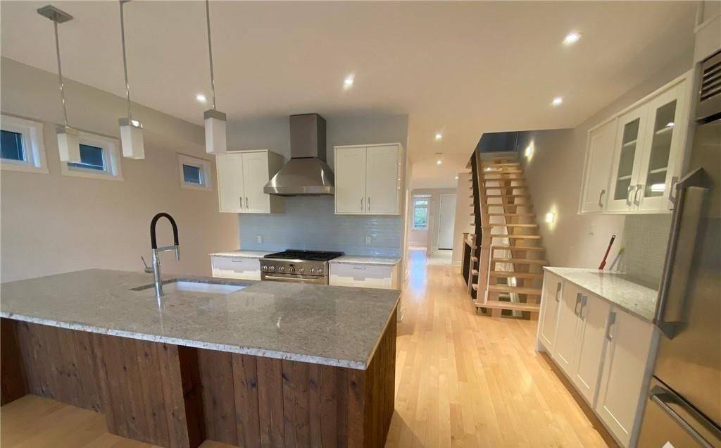 289 Kirchoffer AVE, Carlingwood - Westboro And Area, ON K2A 1Y1