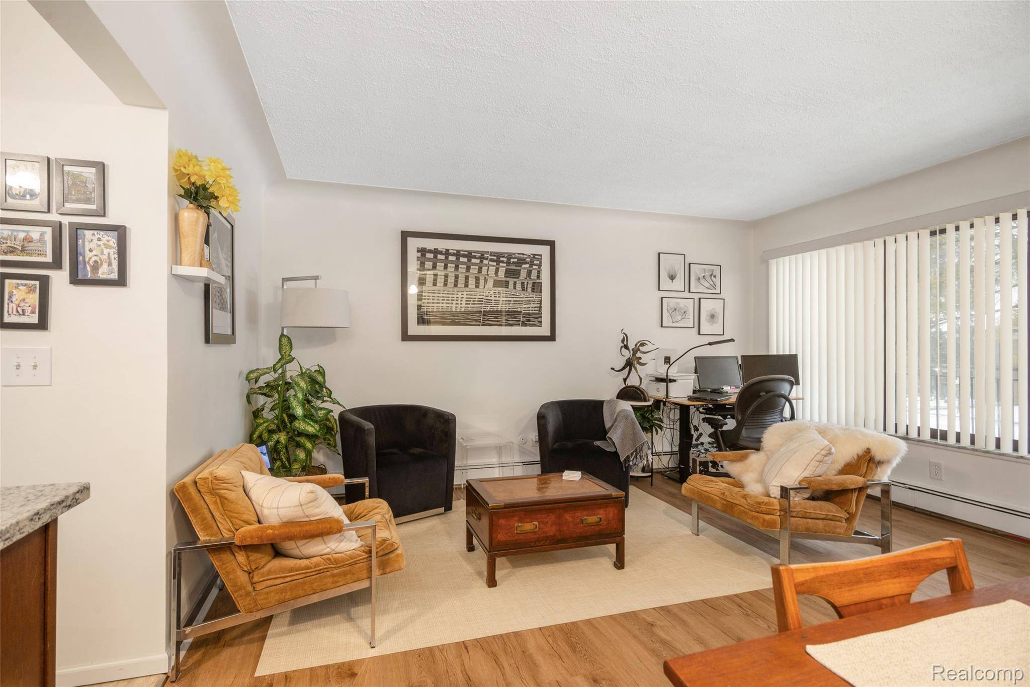 995 N Cass Lake RD #218, Waterford Charter Township, MI 48328