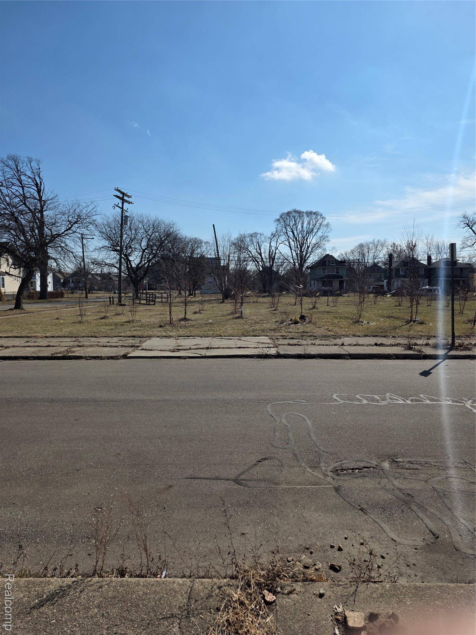 1408 Lee PL, Detroit, MI 48206