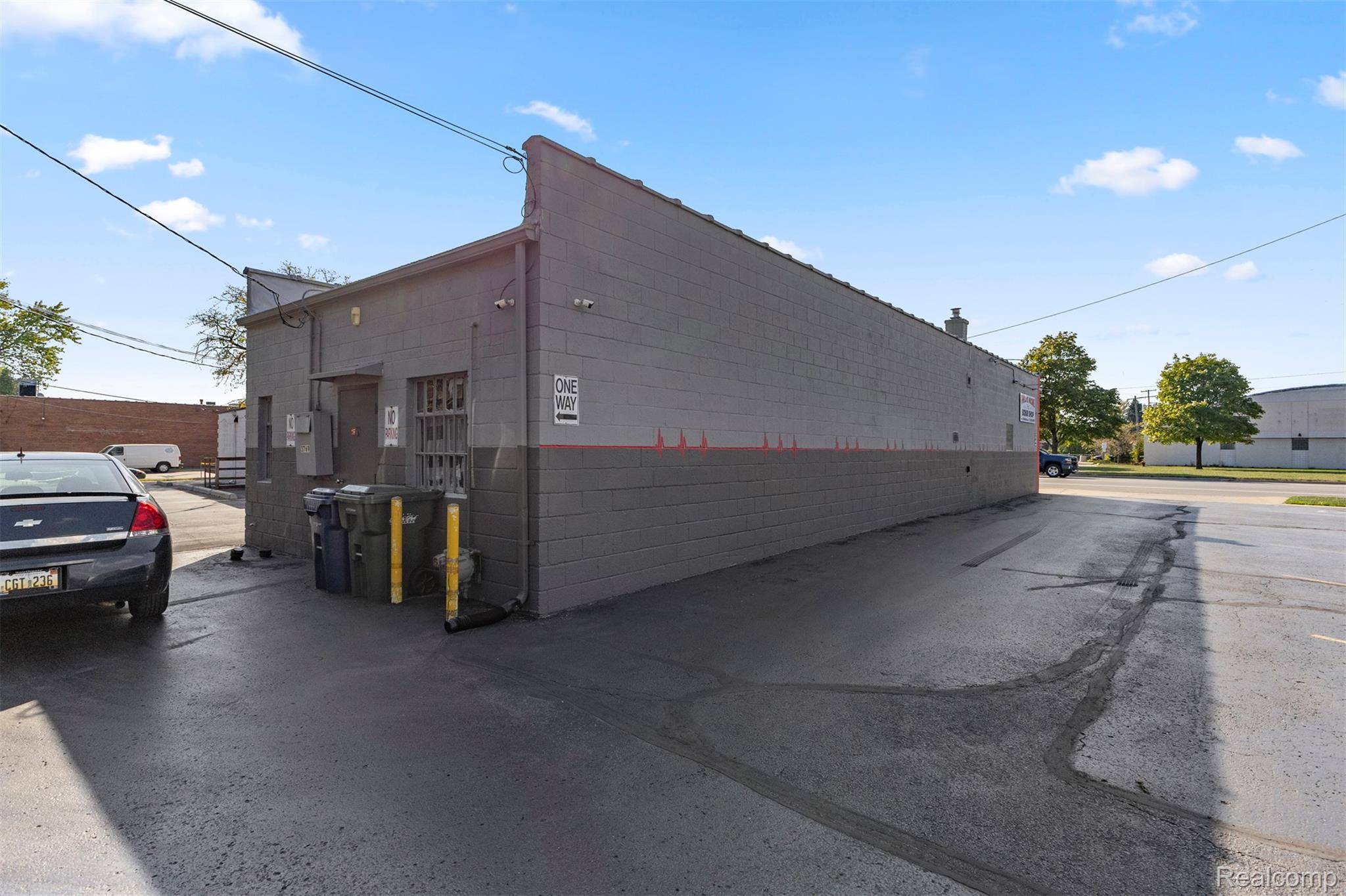 3769 Fort ST, Lincoln Park, MI 48146