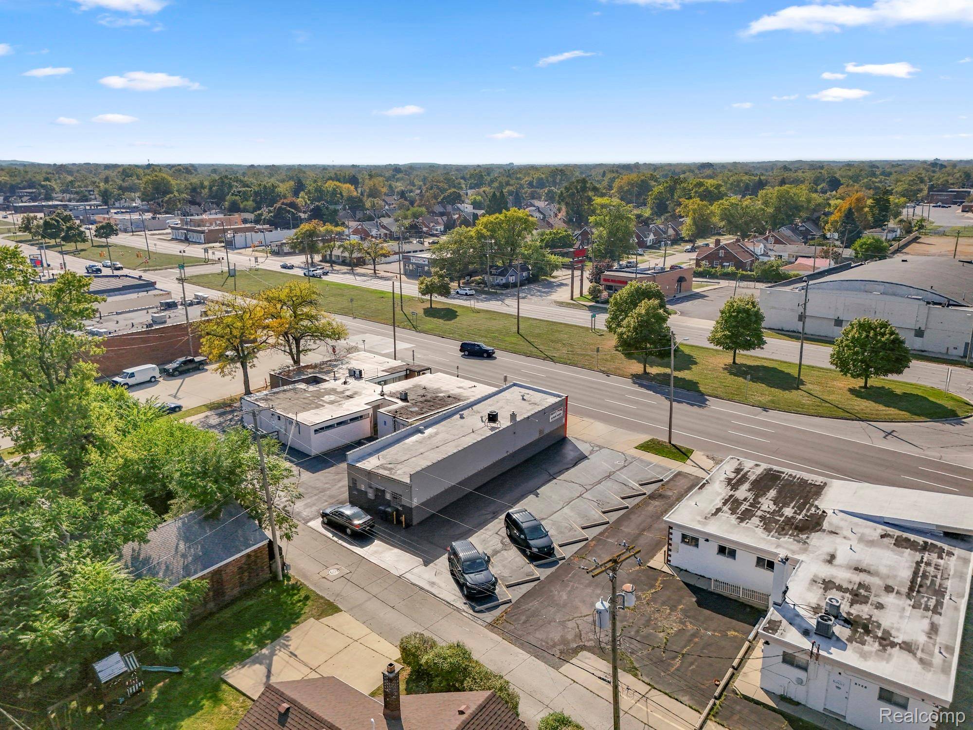 3769 Fort ST, Lincoln Park, MI 48146