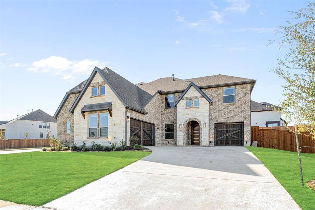 2301 Christopher Road, Mansfield, TX 76063