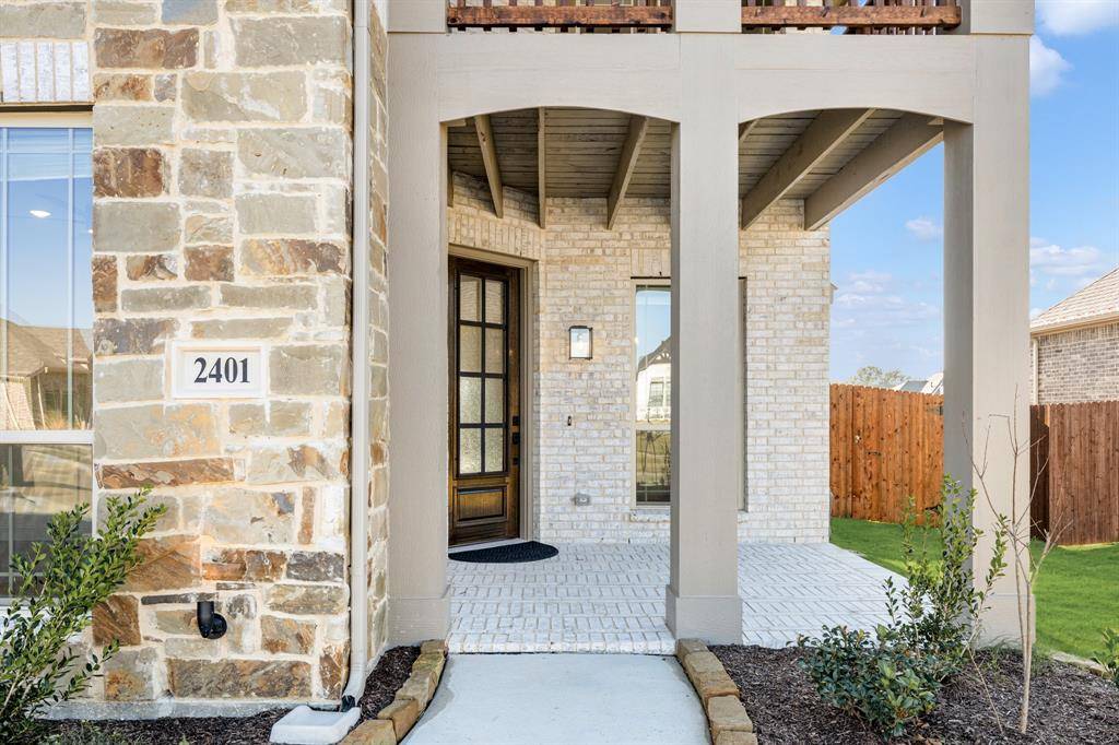 2401 Rileigh Lane, Mansfield, TX 76063