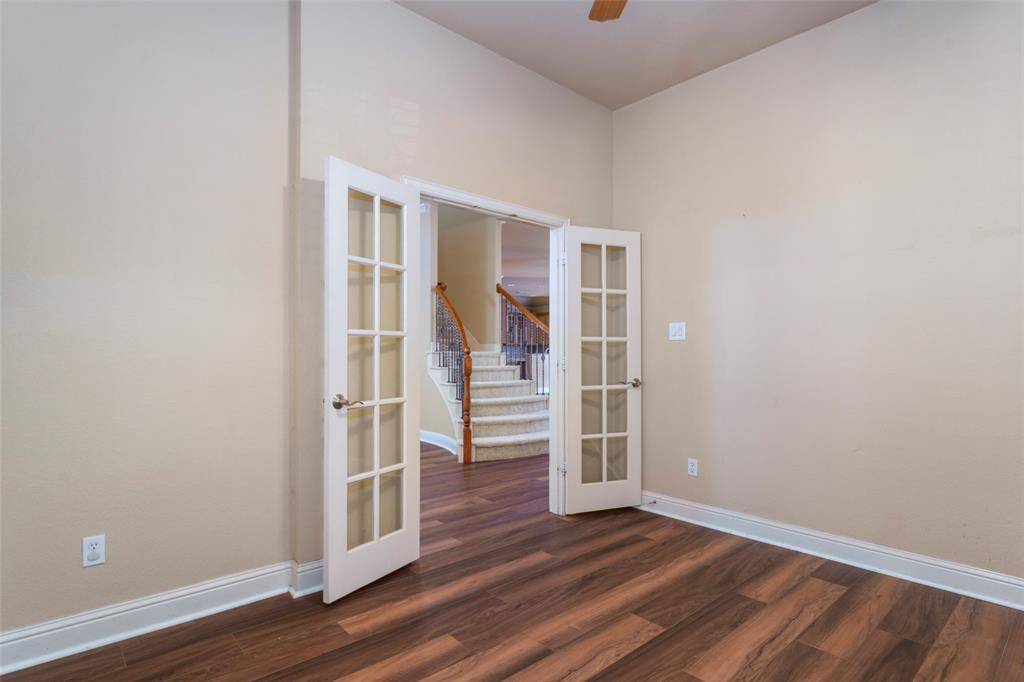 4500 Karen Drive, Mansfield, TX 76063