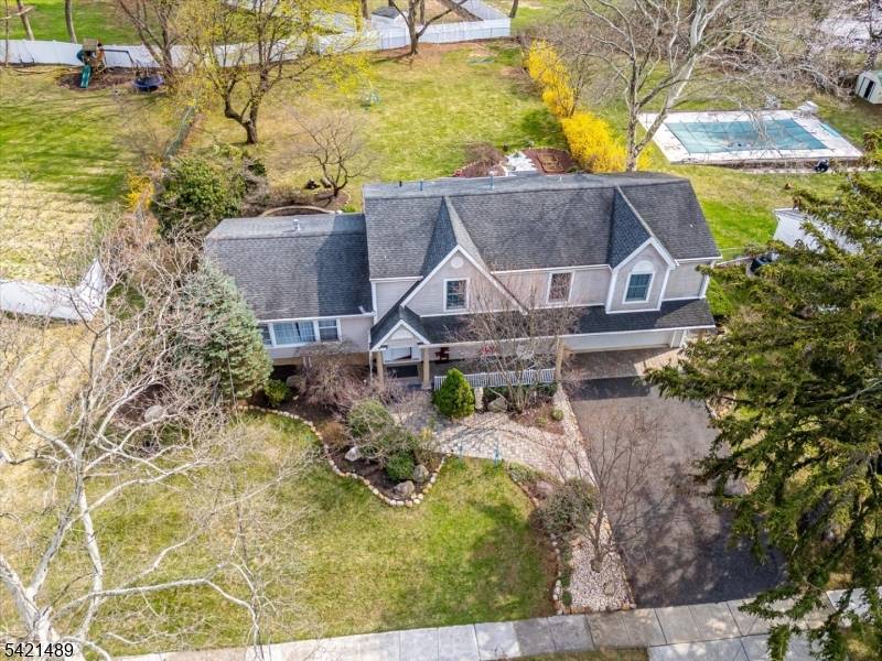 9 Colburn Rd, East Brunswick Twp., NJ 08816