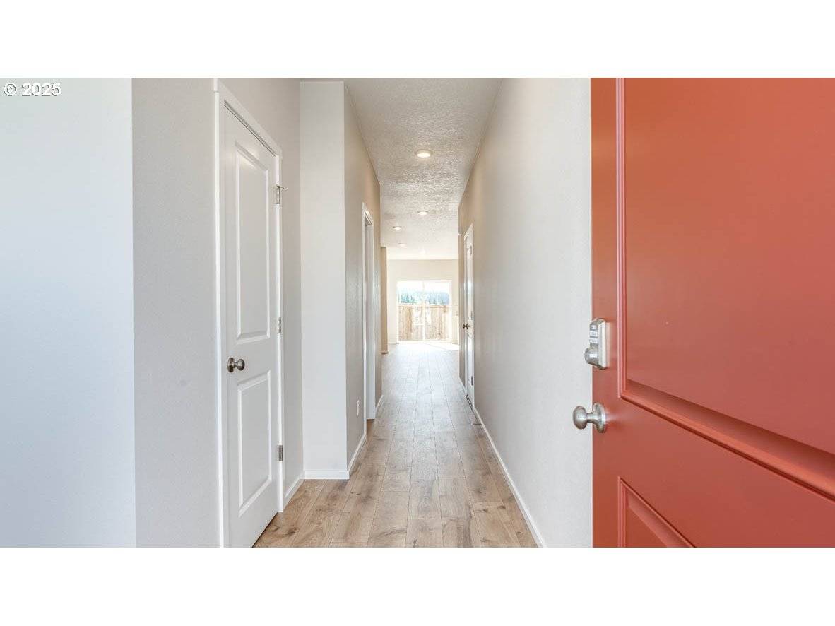 3842 SW 35th ST, Gresham, OR 97080