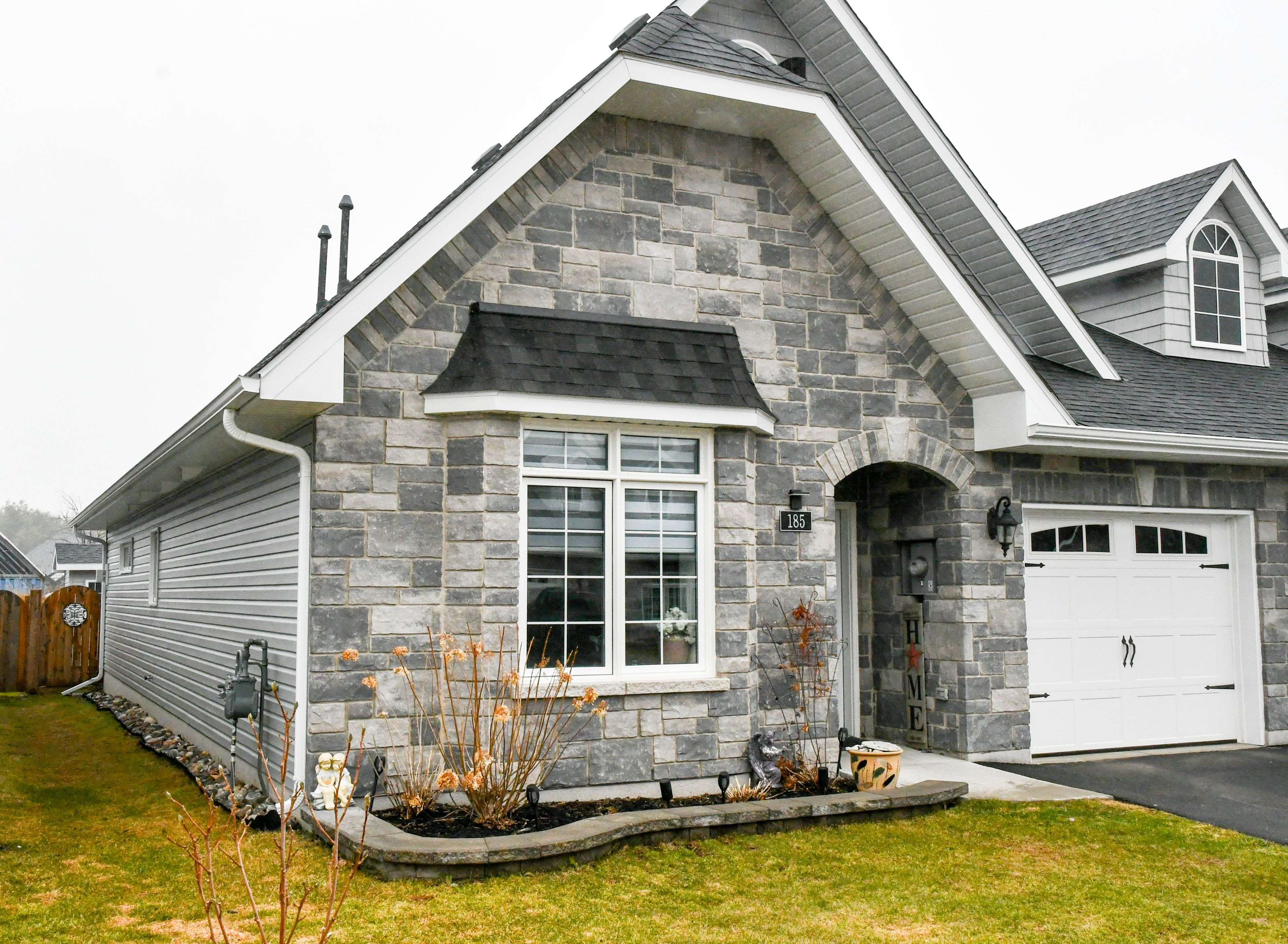 185 Wilmer AVE, Gananoque, ON K7G 3C3