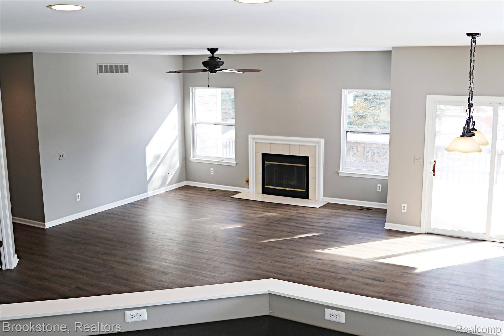 5624 Northcrest XING, Independence Charter Township, MI 48346