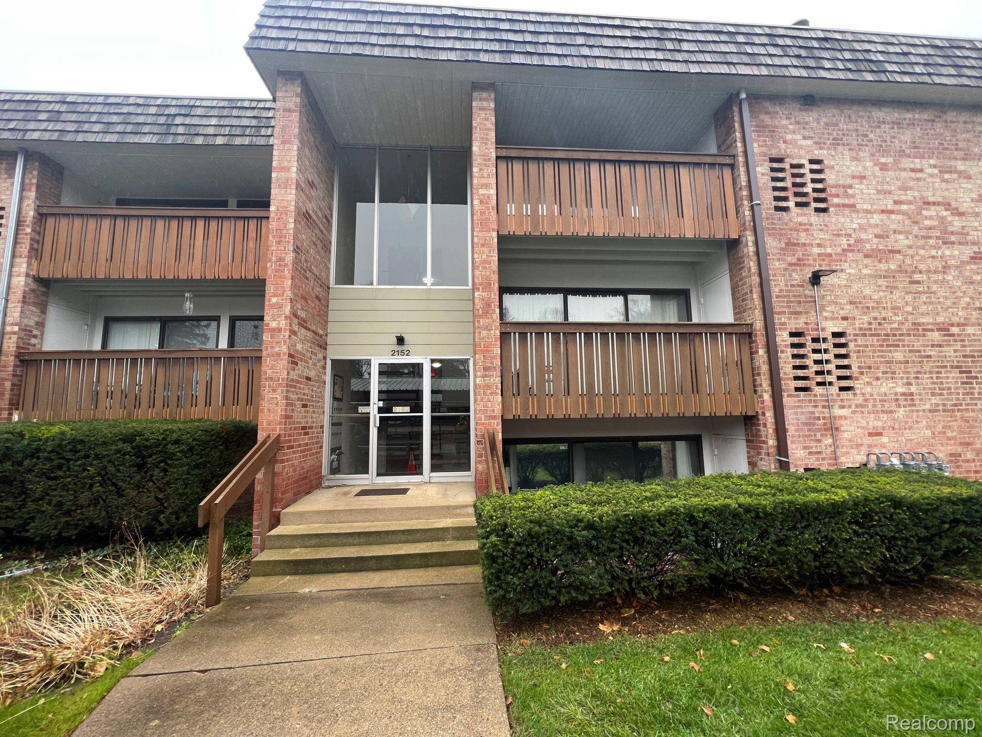 2152 PAULINE BLVD #207, Ann Arbor, MI 48103