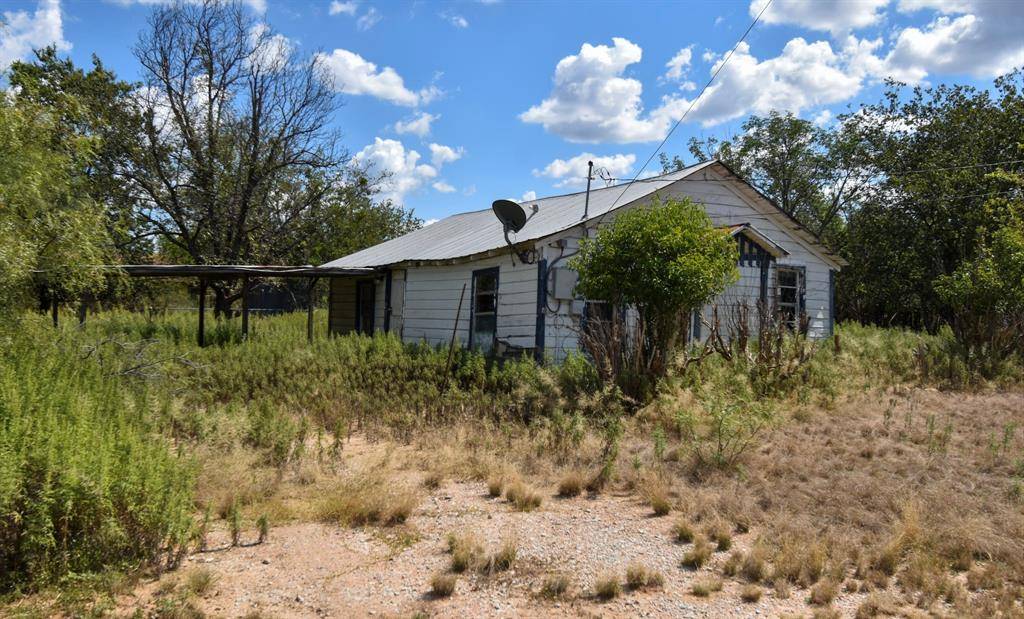 1101 S Plum, Brady, TX 76825